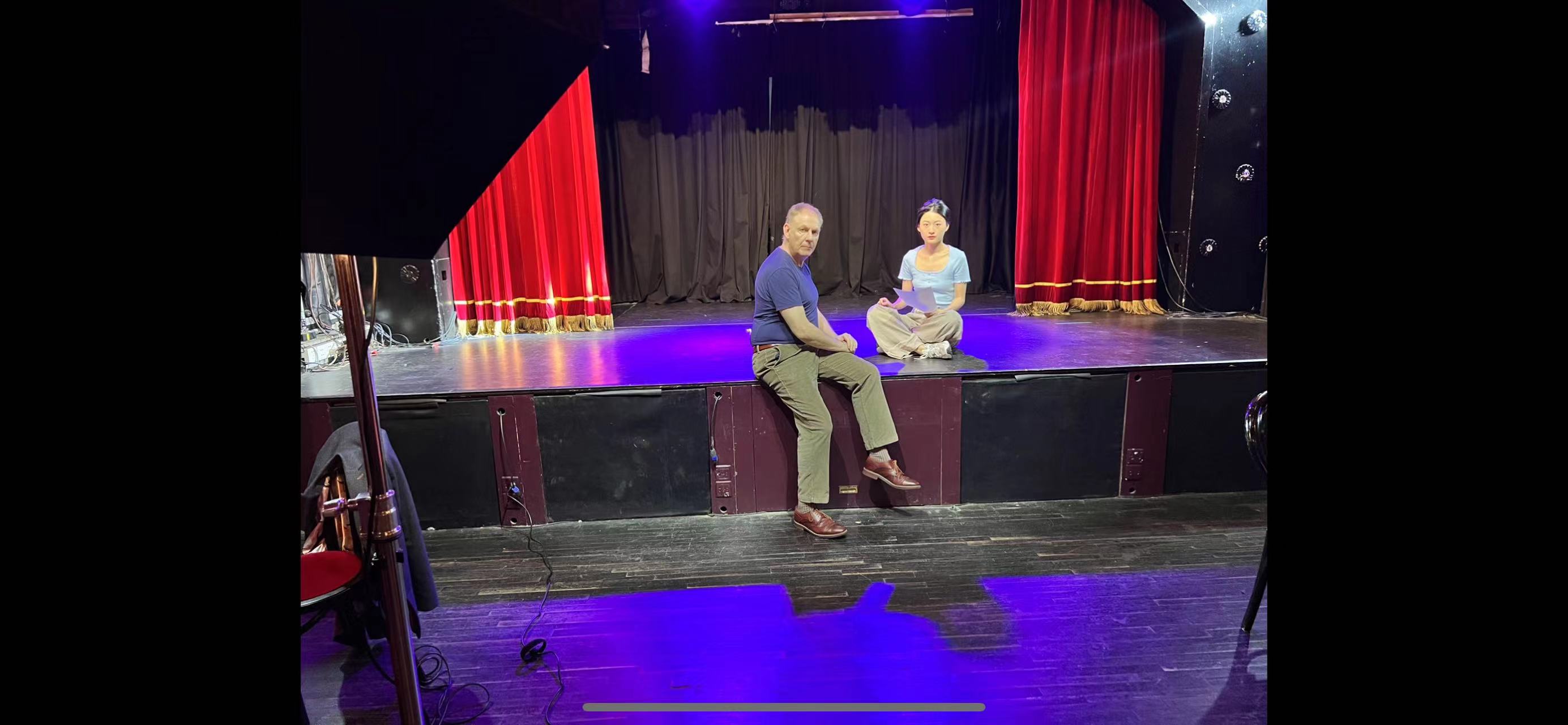 Howard Whiteson teaching on stage