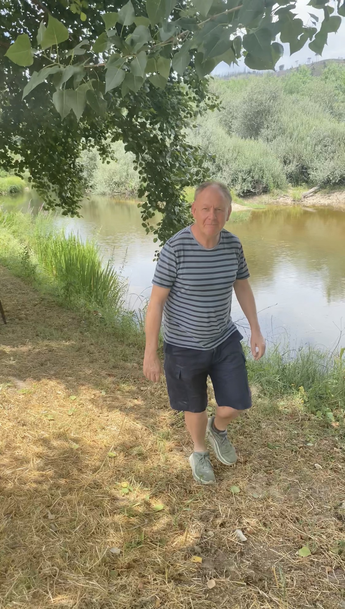 Howard walking beside the River Mondego, mid-recording