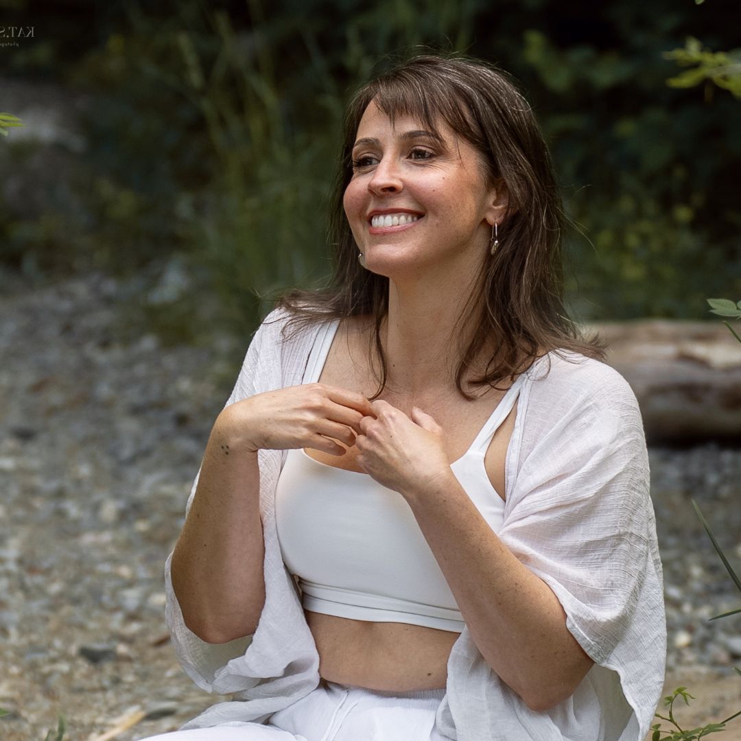 Tara Rinke facilitating a calm, grounded nervous system reset experience