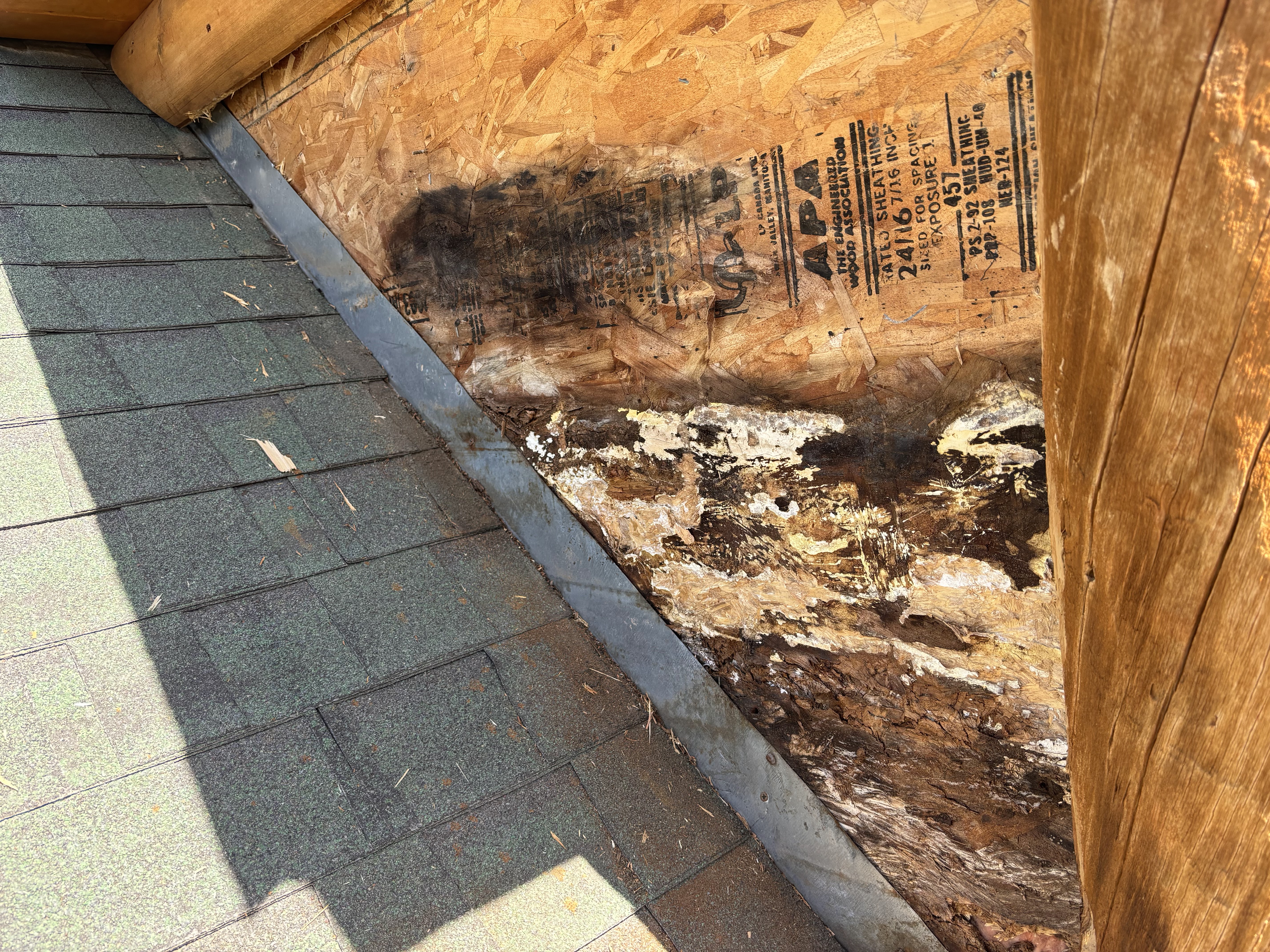 Signs Your Log Home Needs to Be Restained — featured image