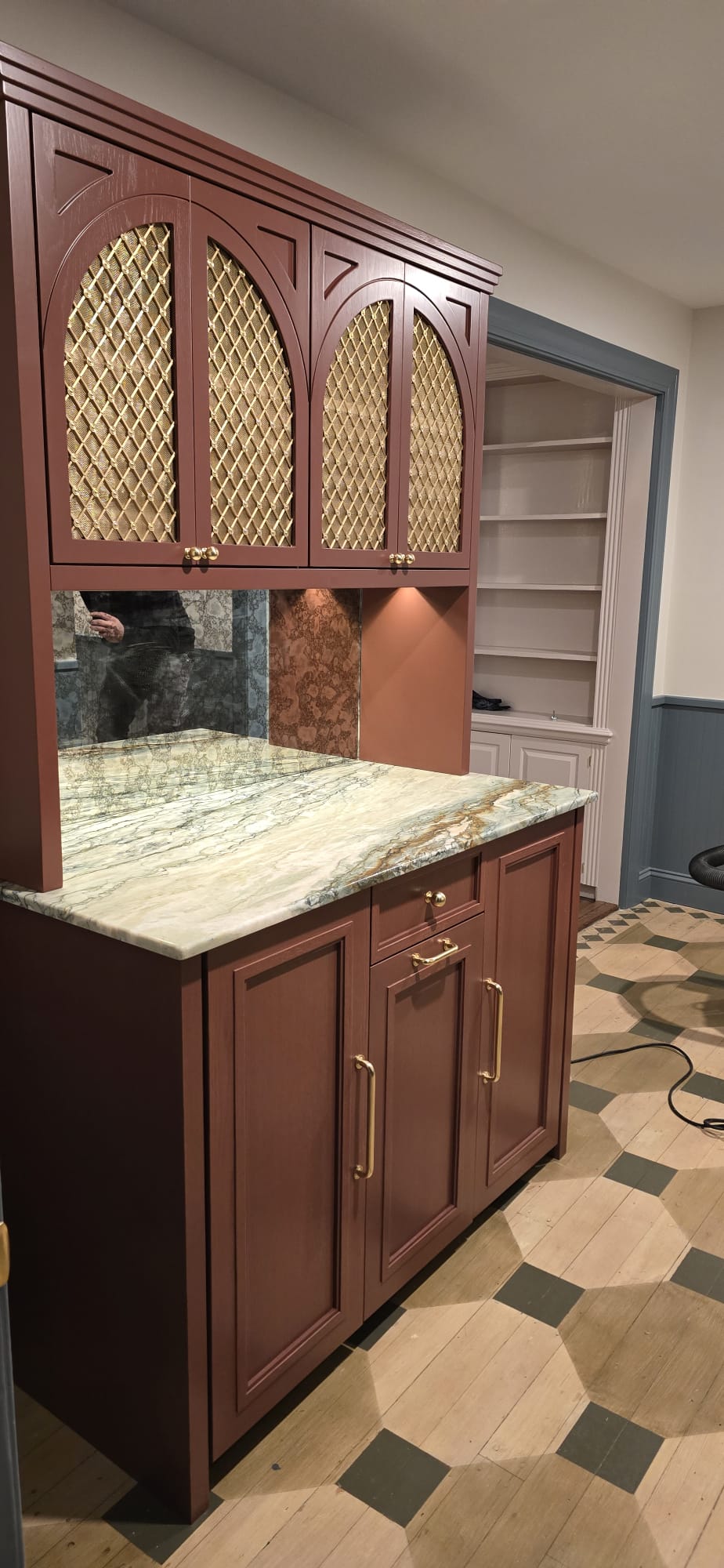 bar_cabinet.jpeg
