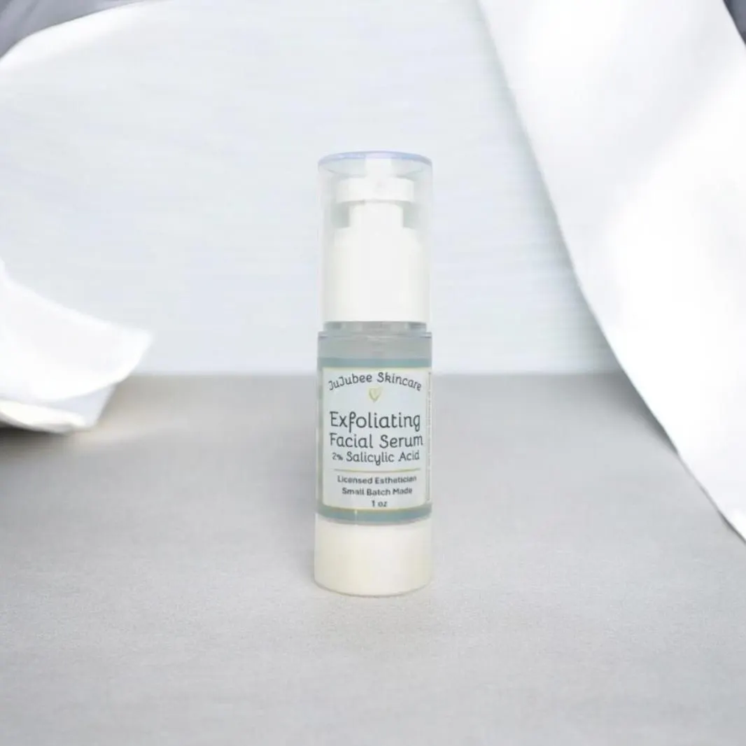 2% Salicylic Exfoliating Face Serum by JuJubee Skincare