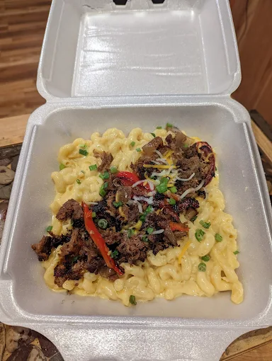 Brisket mac & cheese