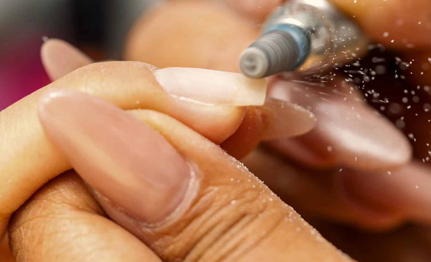 Poly gel refill service with fresh gel polish