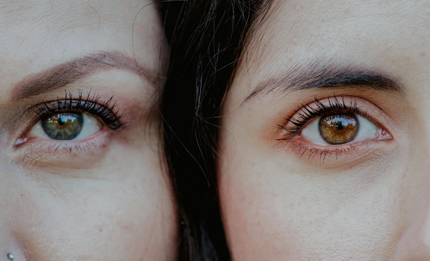 A client showing refreshed classic lash extensions