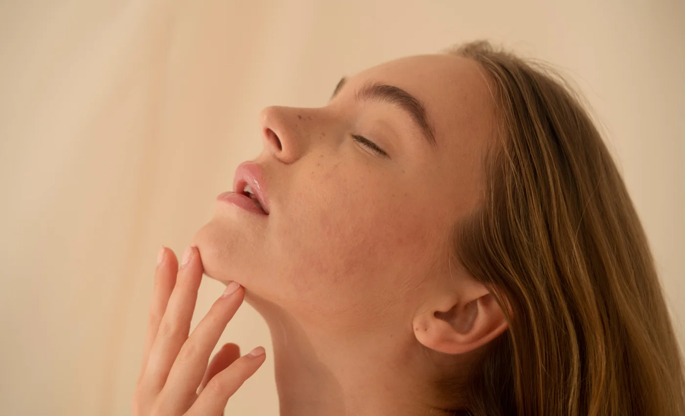 A client with smooth skin after a chin wax service