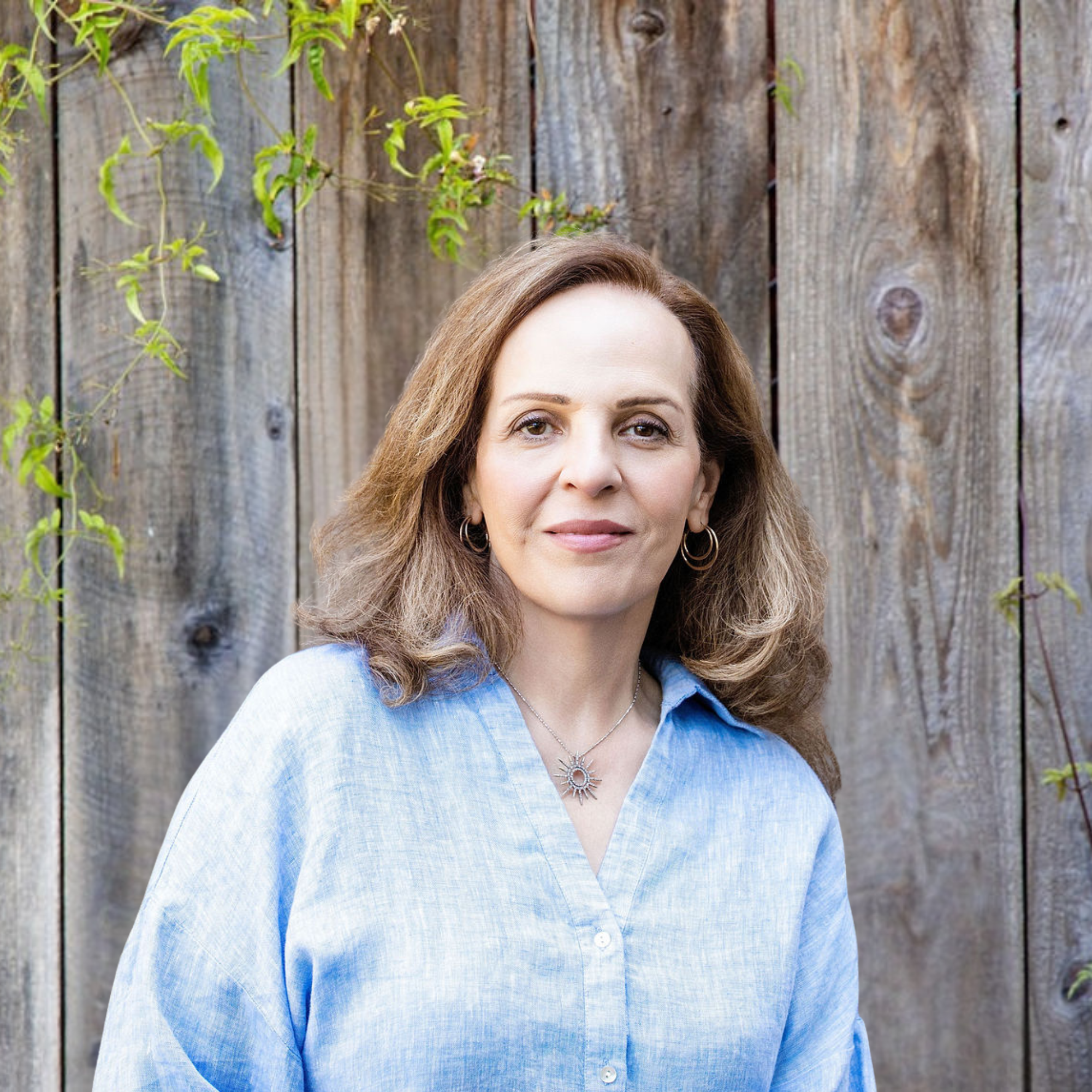 Dr. Ameneh Raeisghasem
