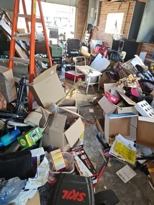 {{ custom_values.service_4 }} in {{custom_values.area_3})