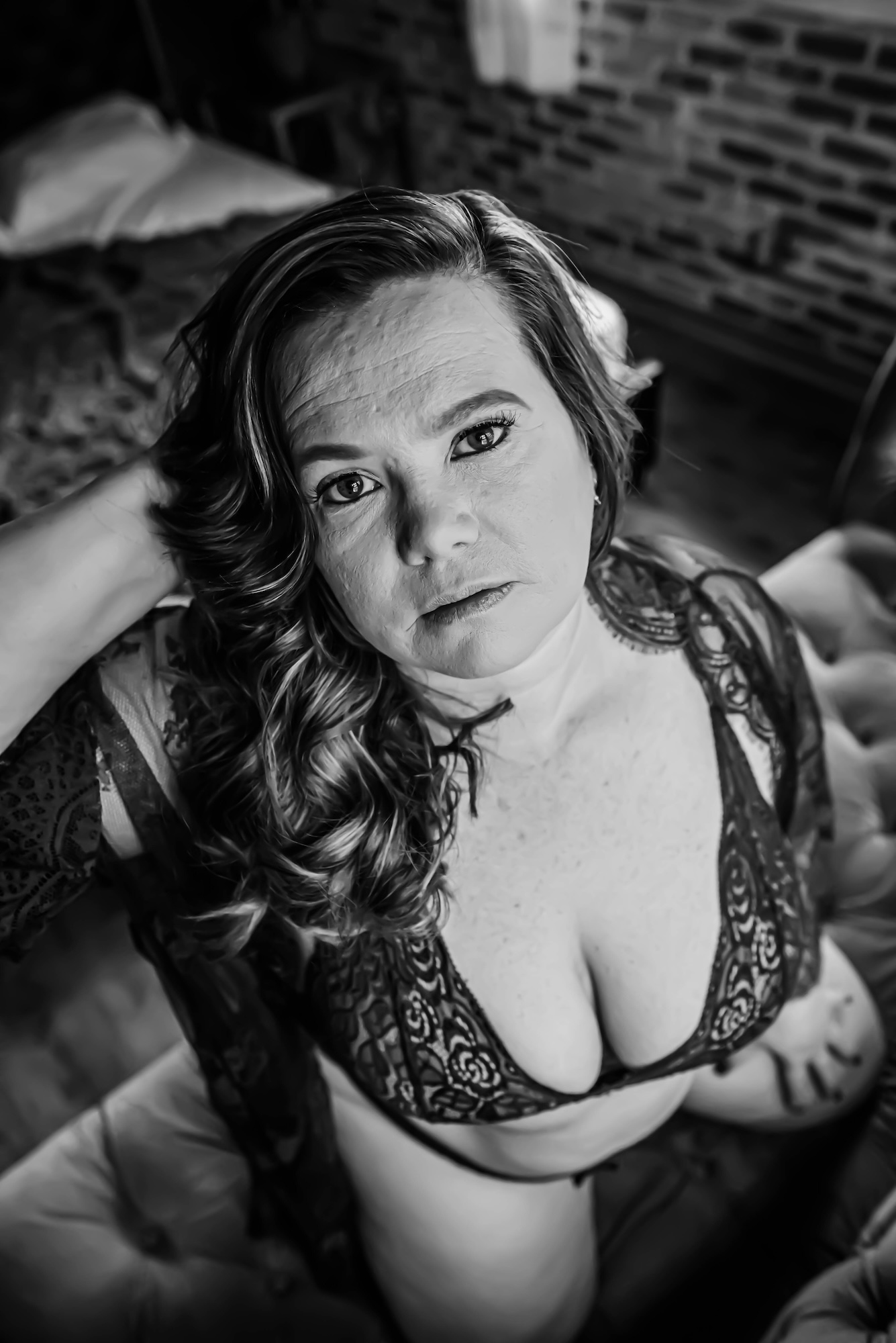 torso of woman in black lingerie