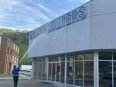 Soft washing in Frankfort Ky