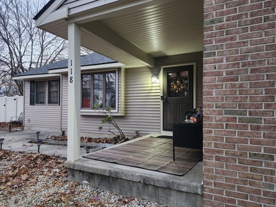 {{ custom_values.service_1 }} in {{custom_values.area_1})