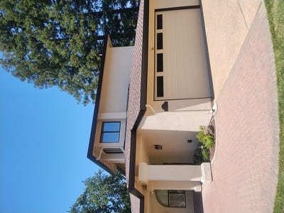 {{ custom_values.service_2 }} in {{custom_values.area_3})