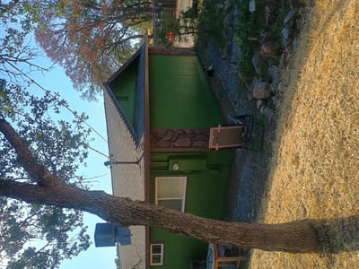 {{ custom_values.service_3 }} in {{custom_values.area_3})