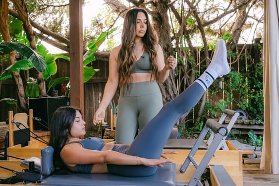 {{ custom_values.service_1 }} in {{custom_values.biz_area_1})