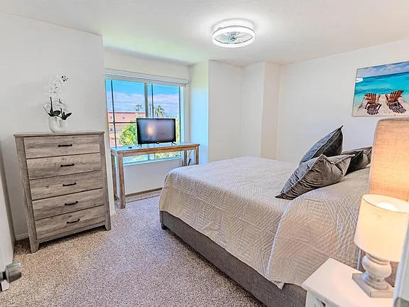 Interior photo of 211 Dahlia Avenue Unit M