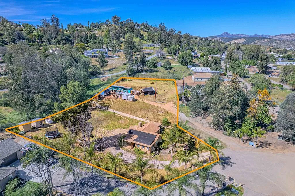 Property photo of 11977 Demi Lee Lane in Lakeside, CA 92040