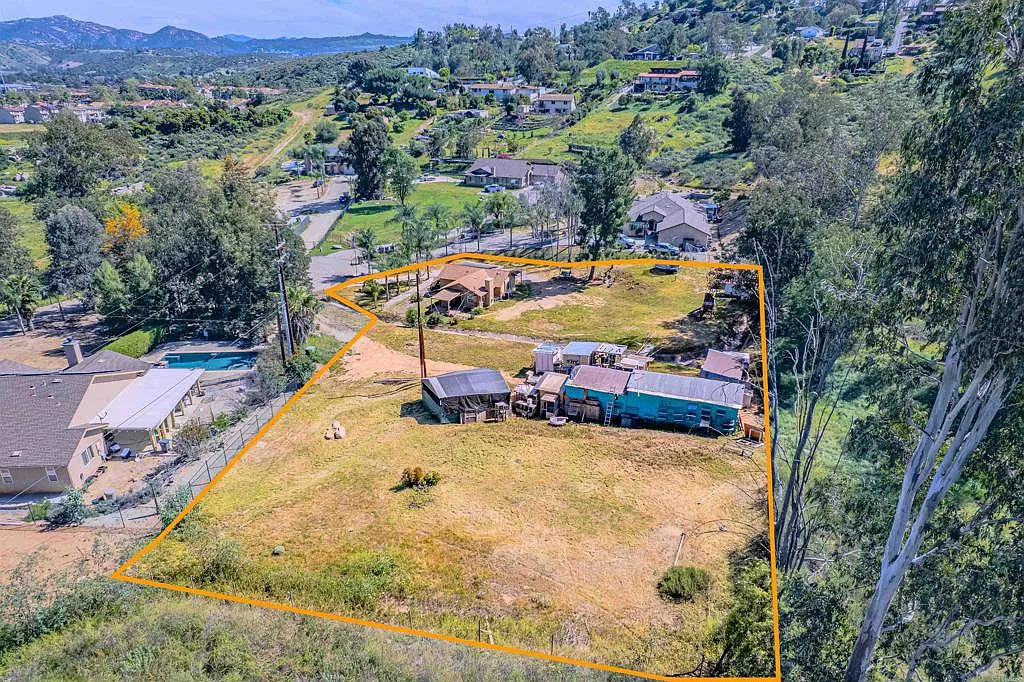 Property photo of 11977 Demi Lee Lane in Lakeside, CA 92040