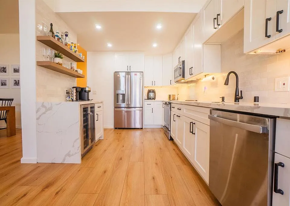 270 Dahlia Ave Apt 5, Imperial Beach, CA 91932, sold by Deborah Vance