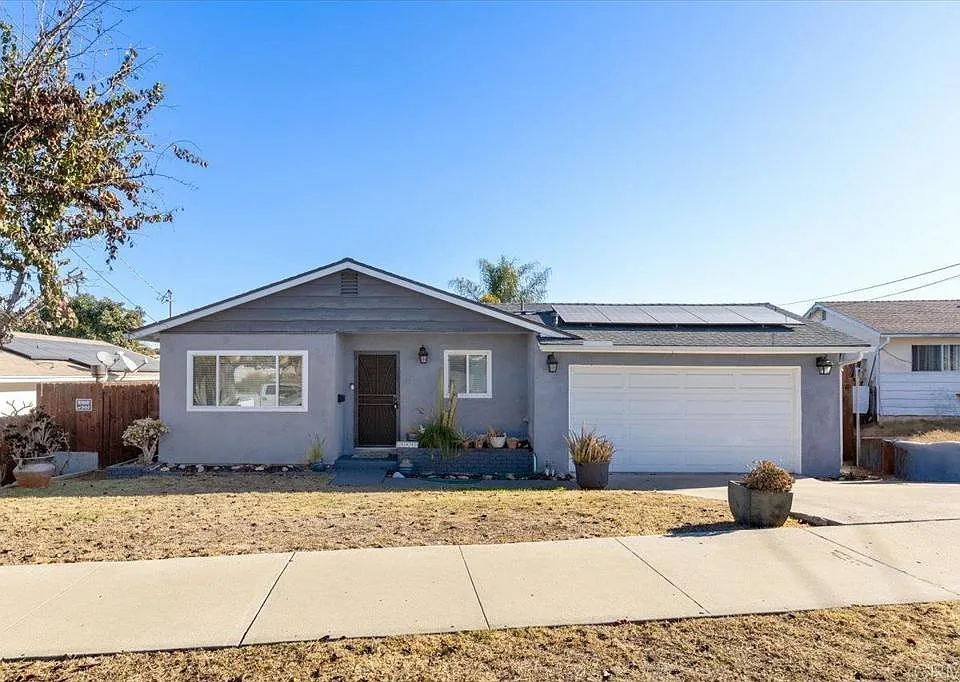 2423 Edding Dr, Lemon Grove, CA 91945, sold by Deborah Vance