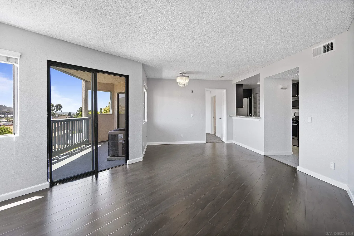 2952 Anawood Way, Spring Valley, CA 91978, sold by Deborah Vance