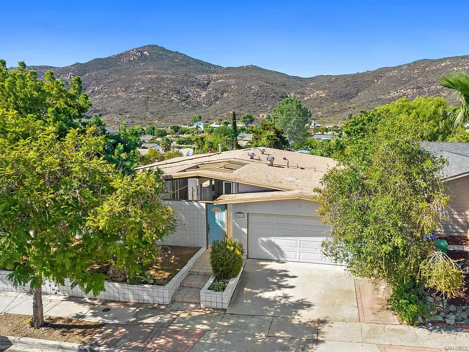 8476 Harwell Dr, San Diego, CA 92119, sold by Deborah Vance