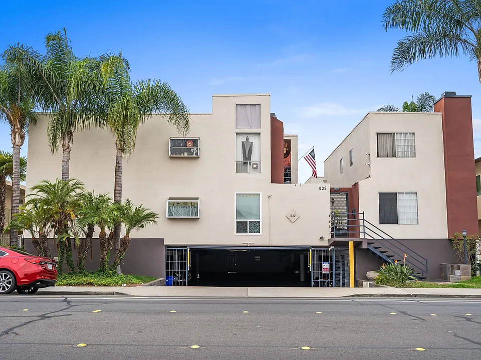 832 13th St Unit B, Imperial Beach, CA 91932, sold by Deborah Vance