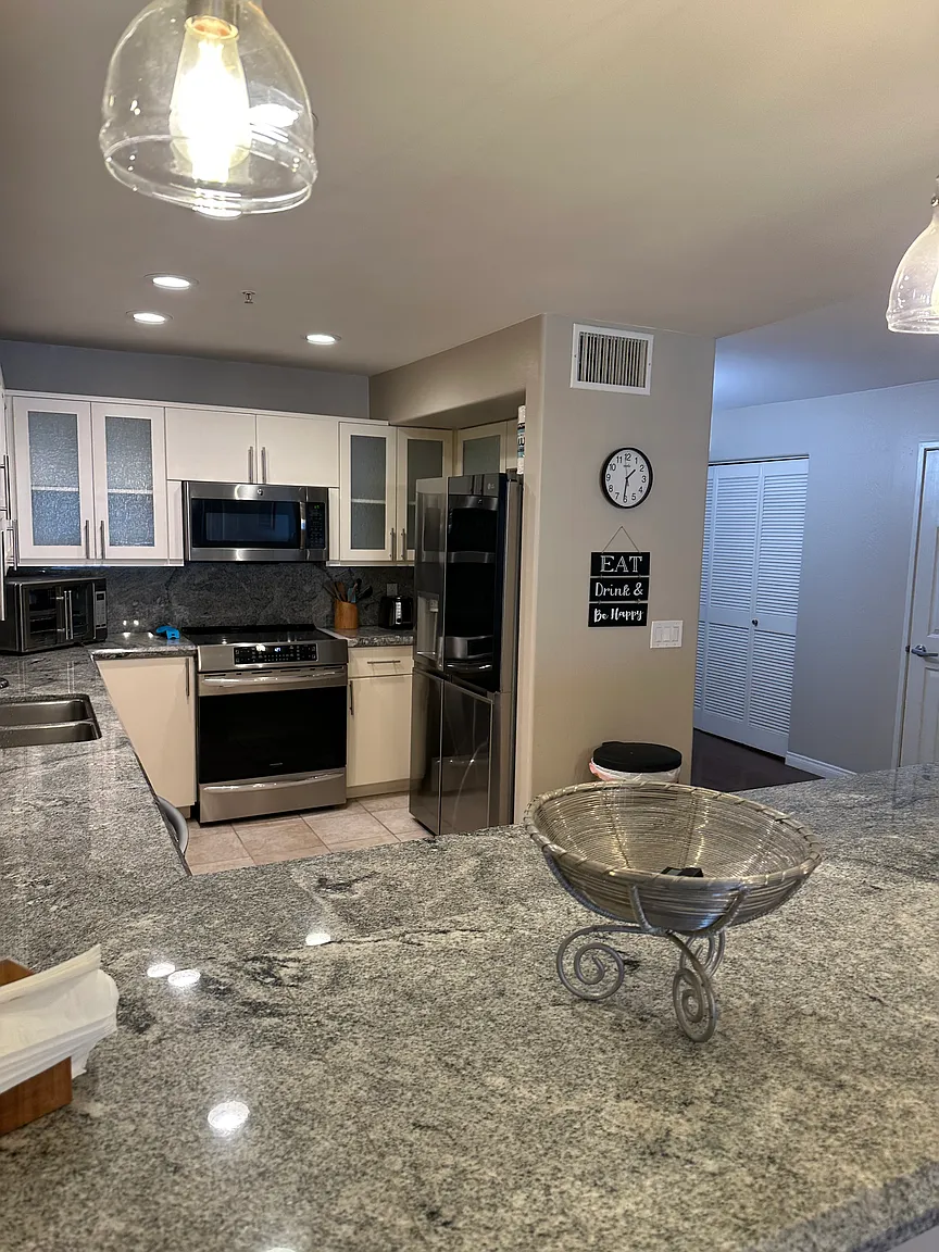 1456 Seacoast Dr, Imperial Beach, CA 91932, sold by Deborah Vance
