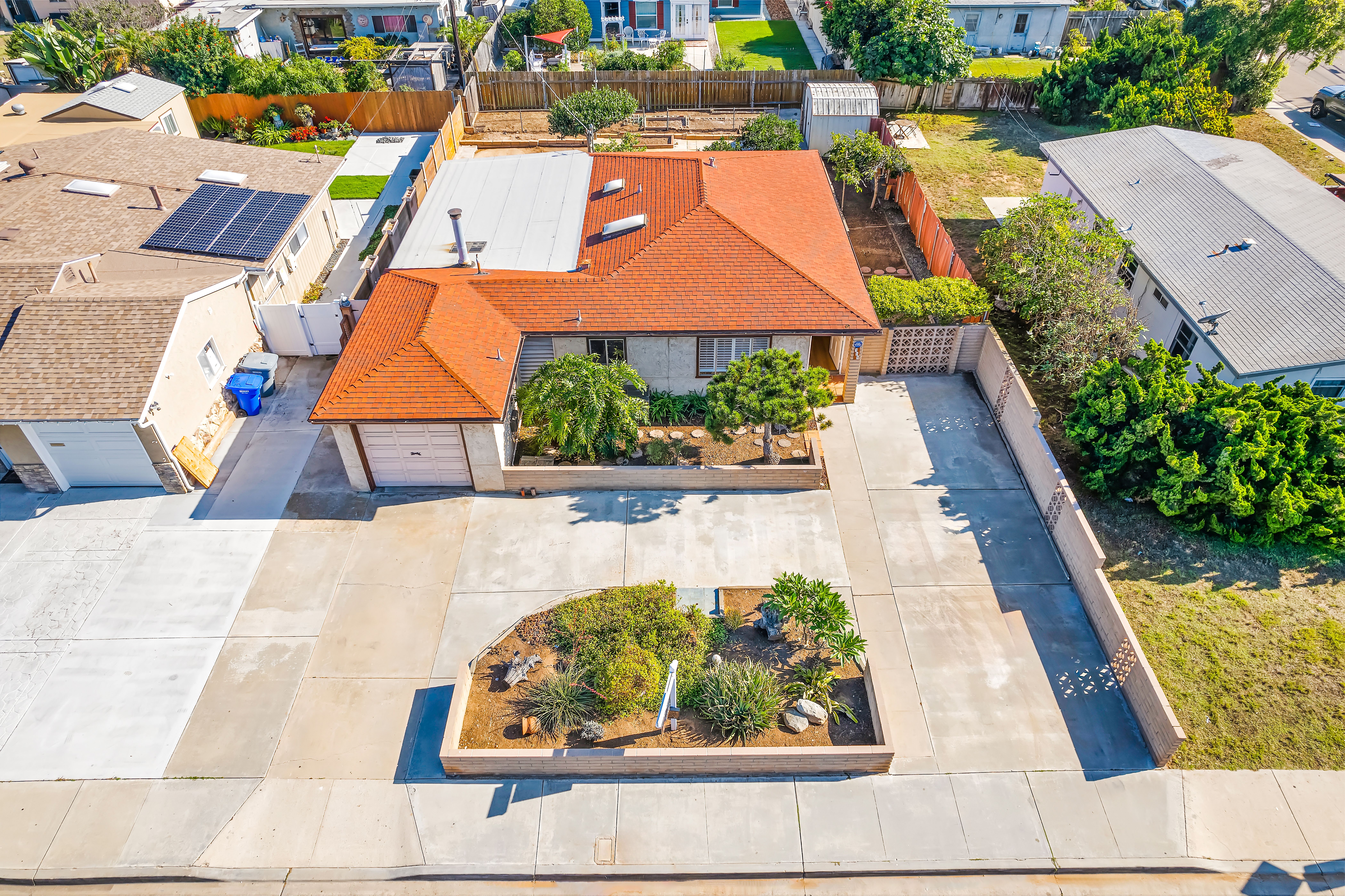 315 Elm Ave, Imperial Beach, CA 91932, sold by Deborah Vance