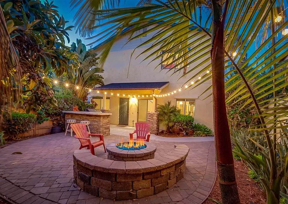 820 Emory St, Imperial Beach, CA 91932, sold by Deborah Vance