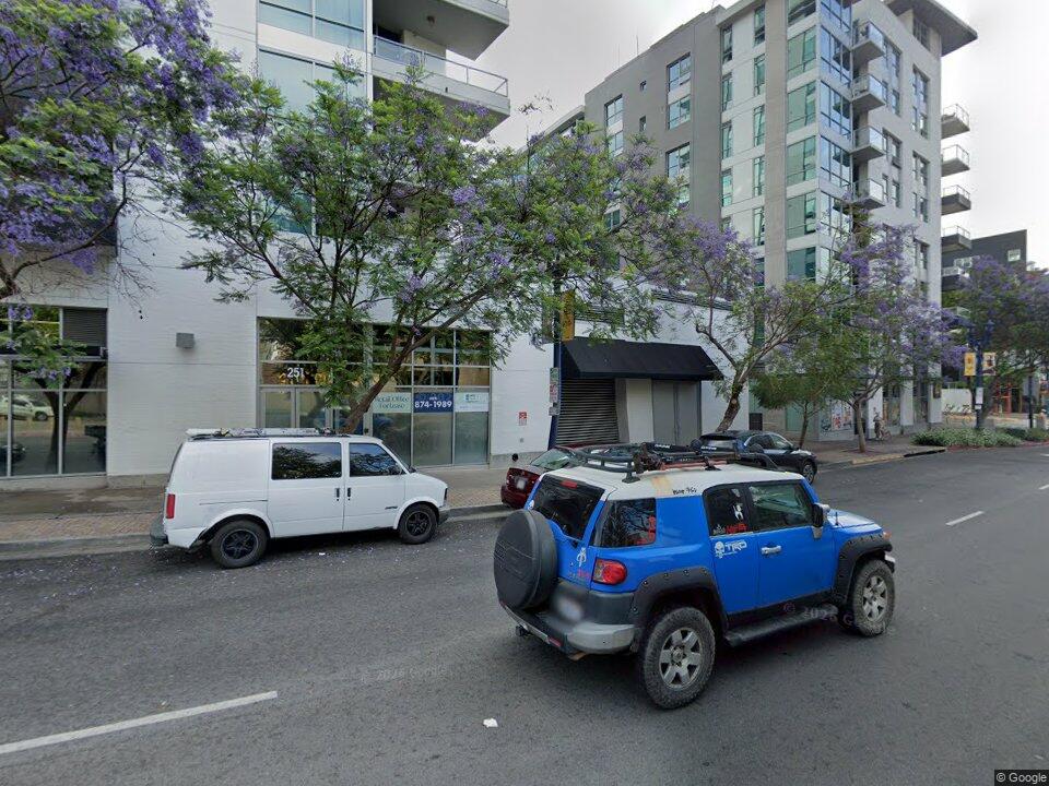253 10th Ave Unit 328, San Diego, CA 92101, sold by Deborah Vance