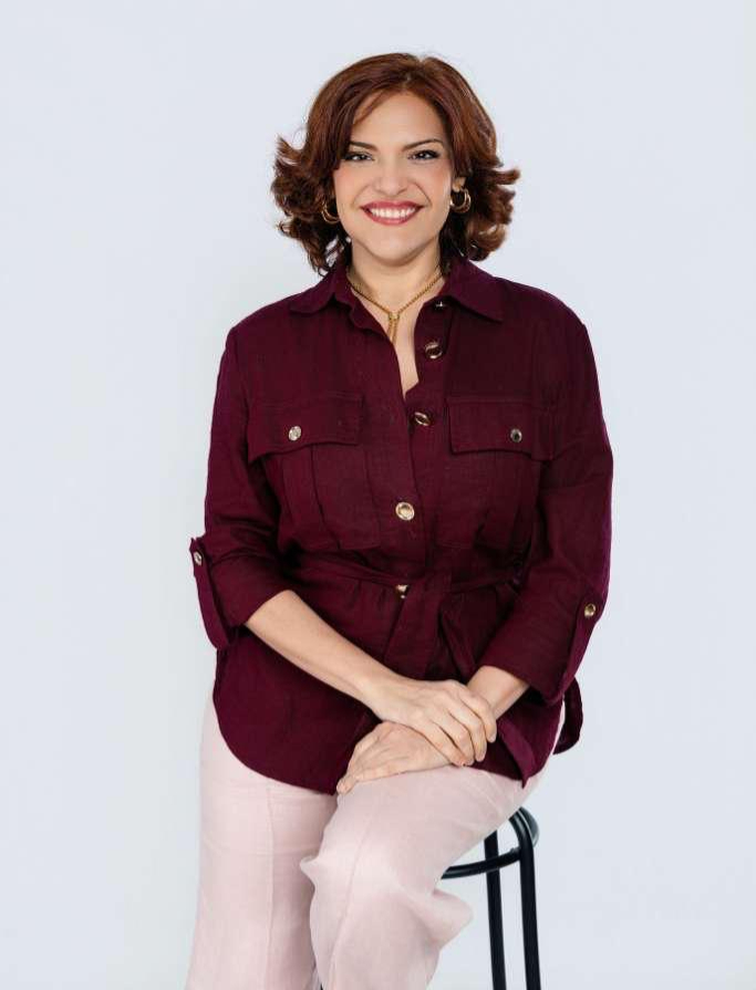 Senior Coach Paola Santamaria