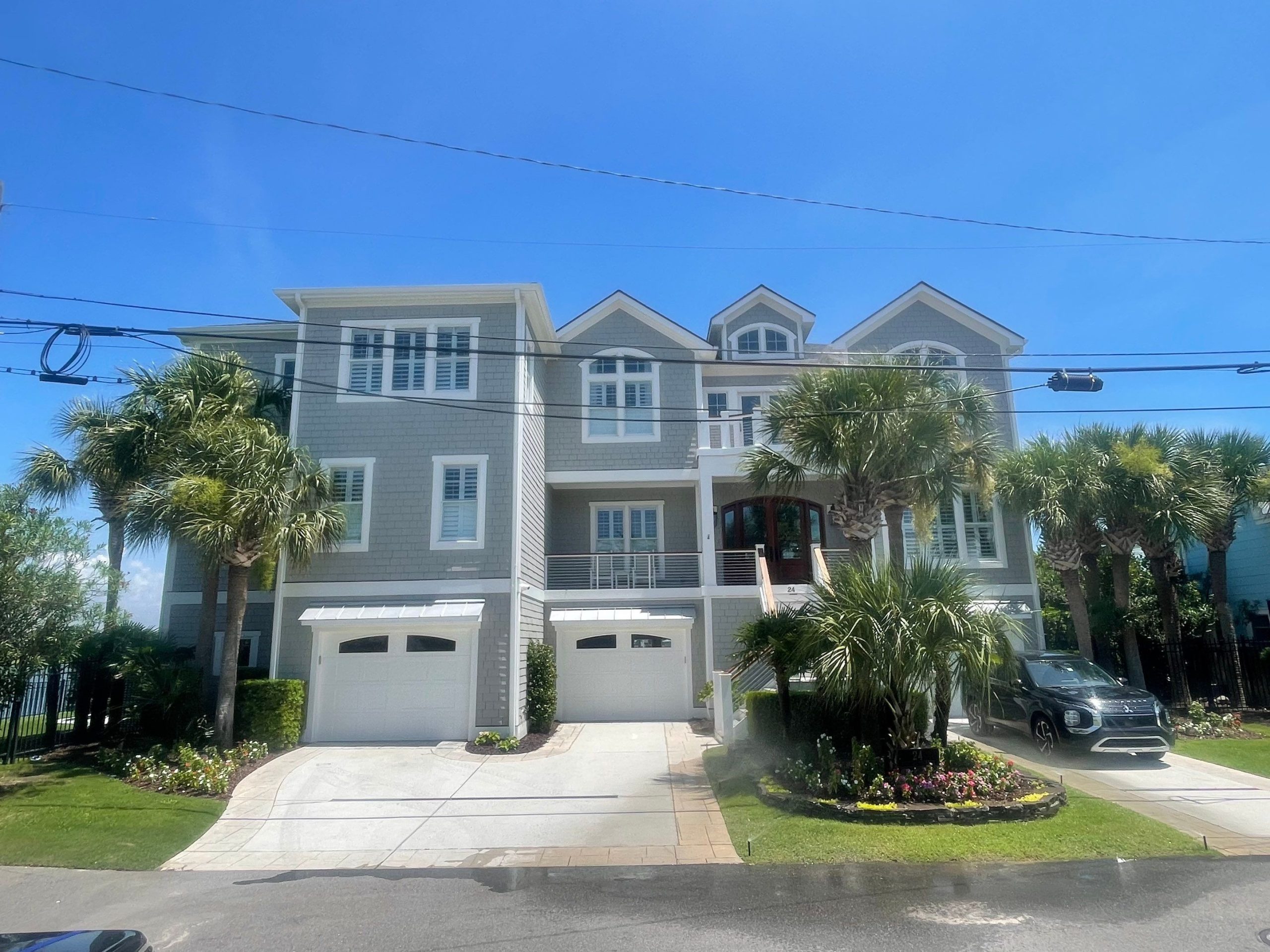 Exterior cleaning detail