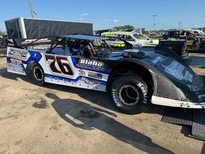 {{ custom_values.service_2 }} in {{custom_values.area_3})