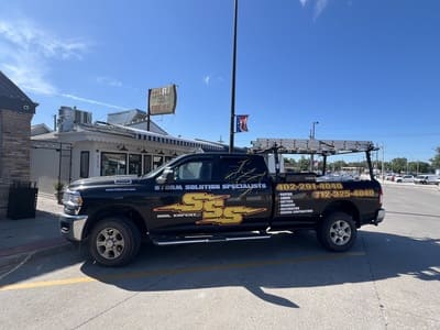 {{ custom_values.service_4 }} in {{custom_values.area_3})