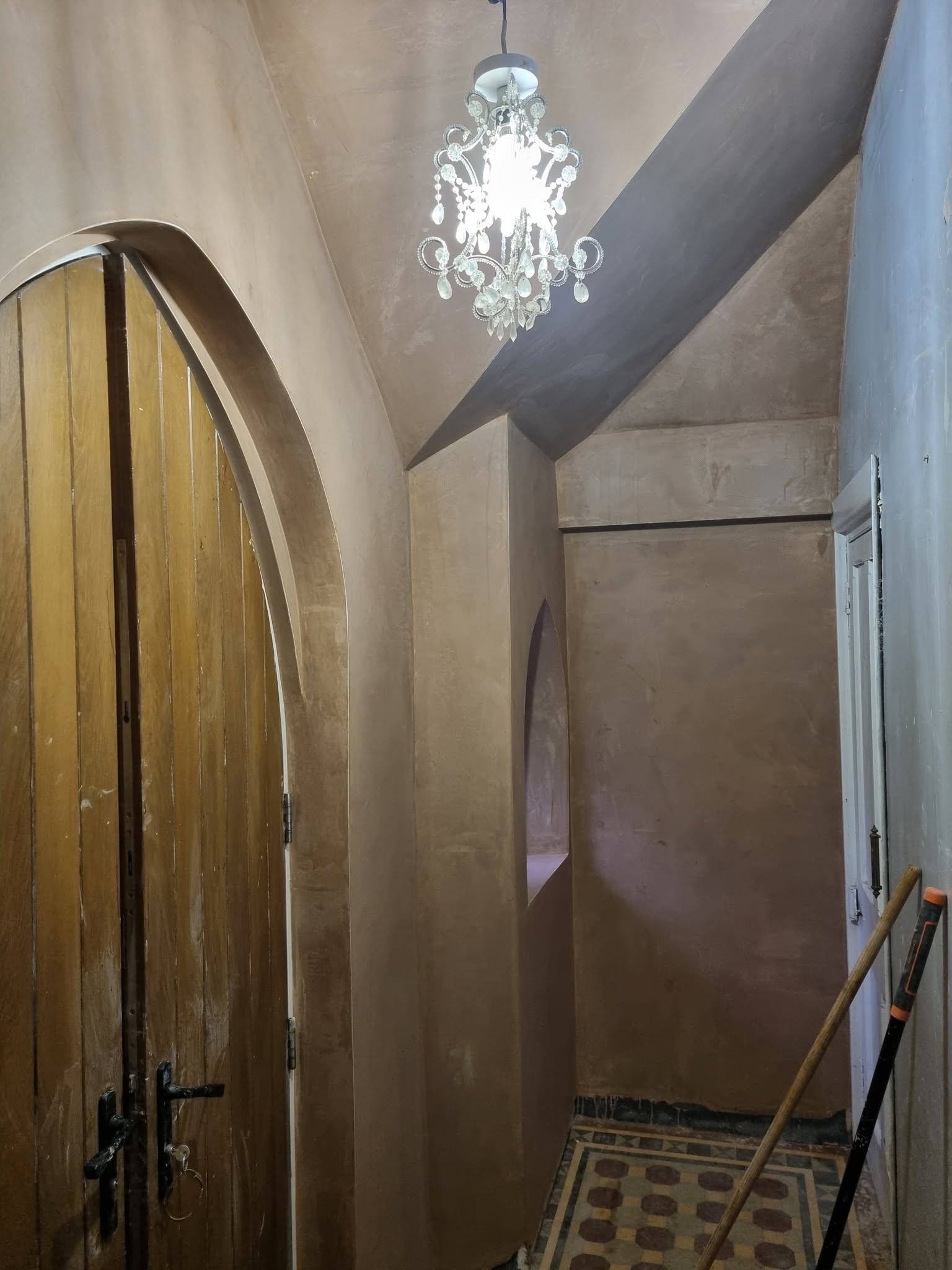 Plastering & Skimming — Smooth, flawless plastering and skimming for homes across Exeter and South Devon, from single walls to full rooms and lime plaster for period properties