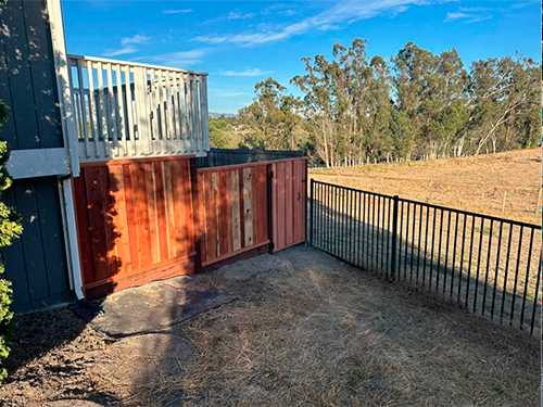 Vinyl, Wood & Ornamental Fencing 