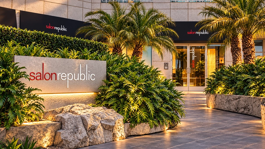 Salon Republic entrance