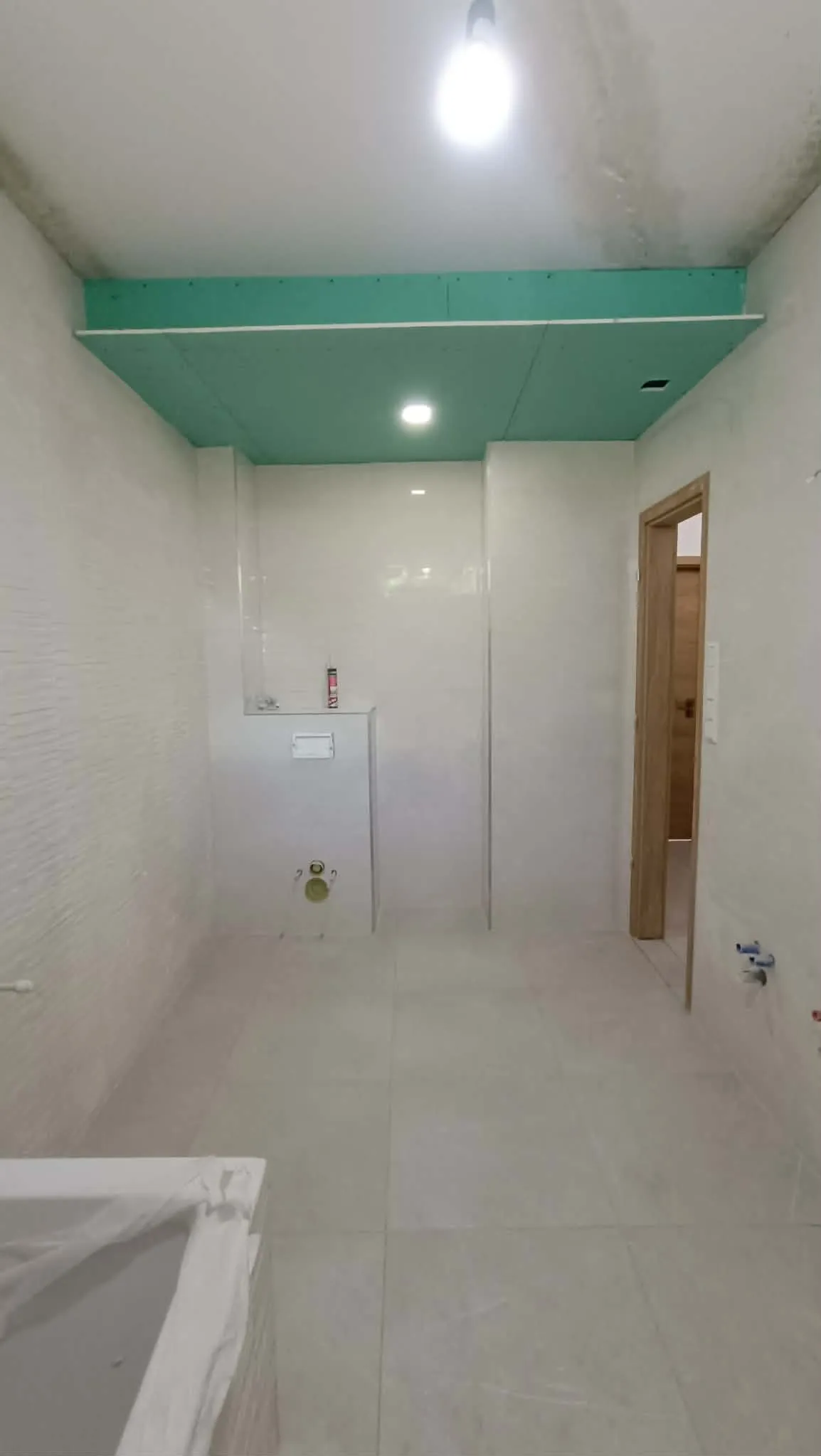 Farkas-Konstrukt Kft. — Győr — Fürdőszoba felújítás projekt referencia.
