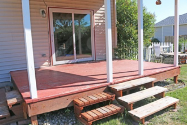 Fence before staining