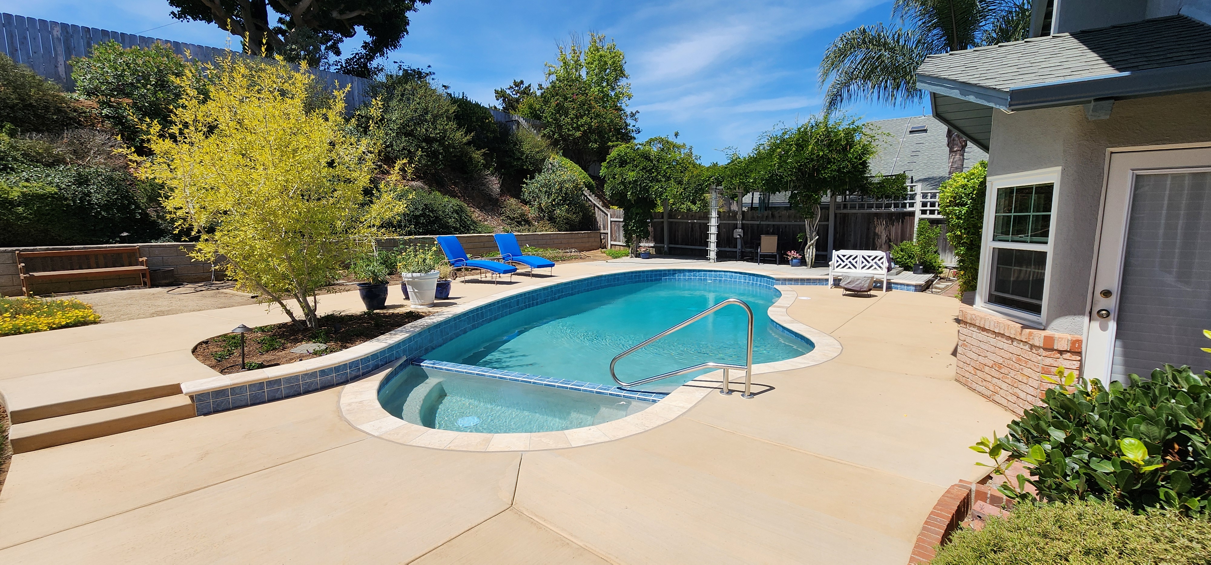 Pool Water Features in San Diego