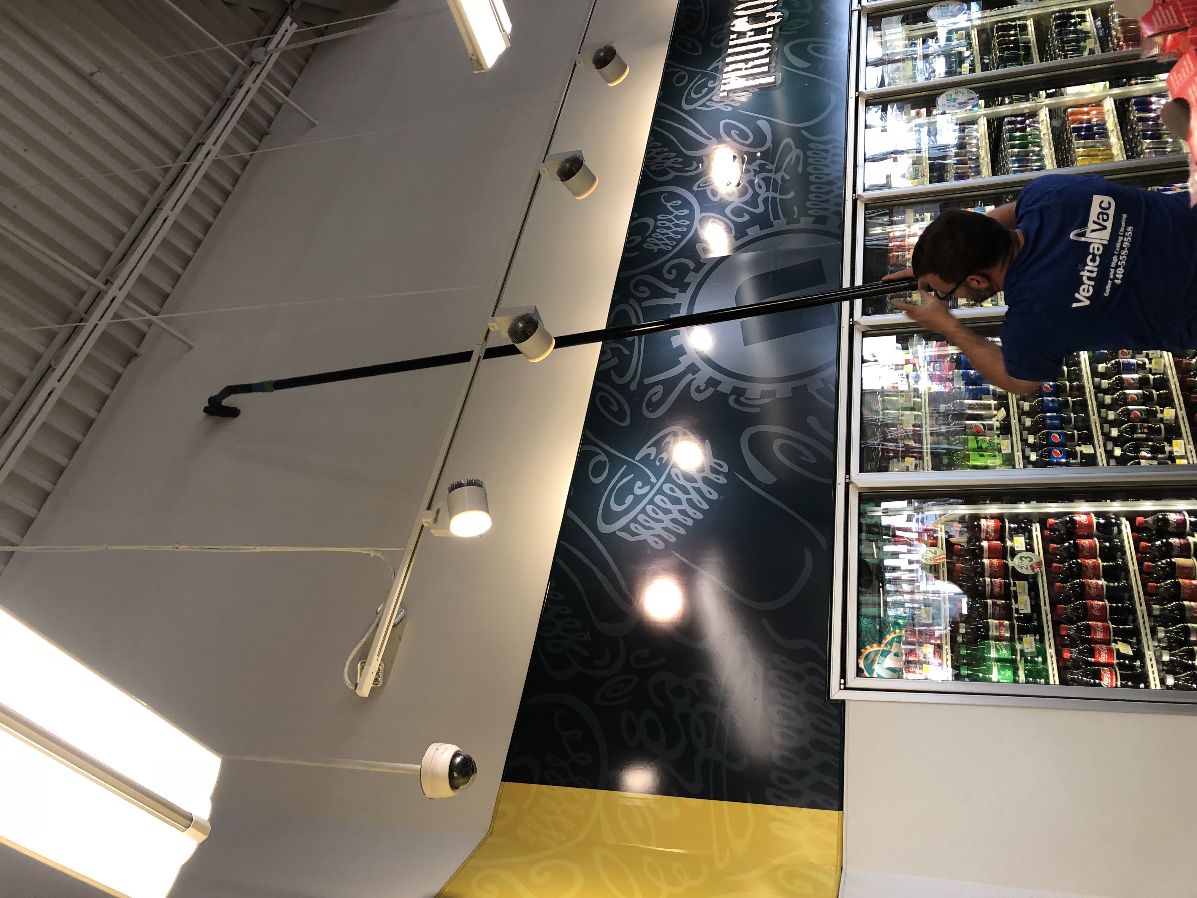 Commercial high space cleaning