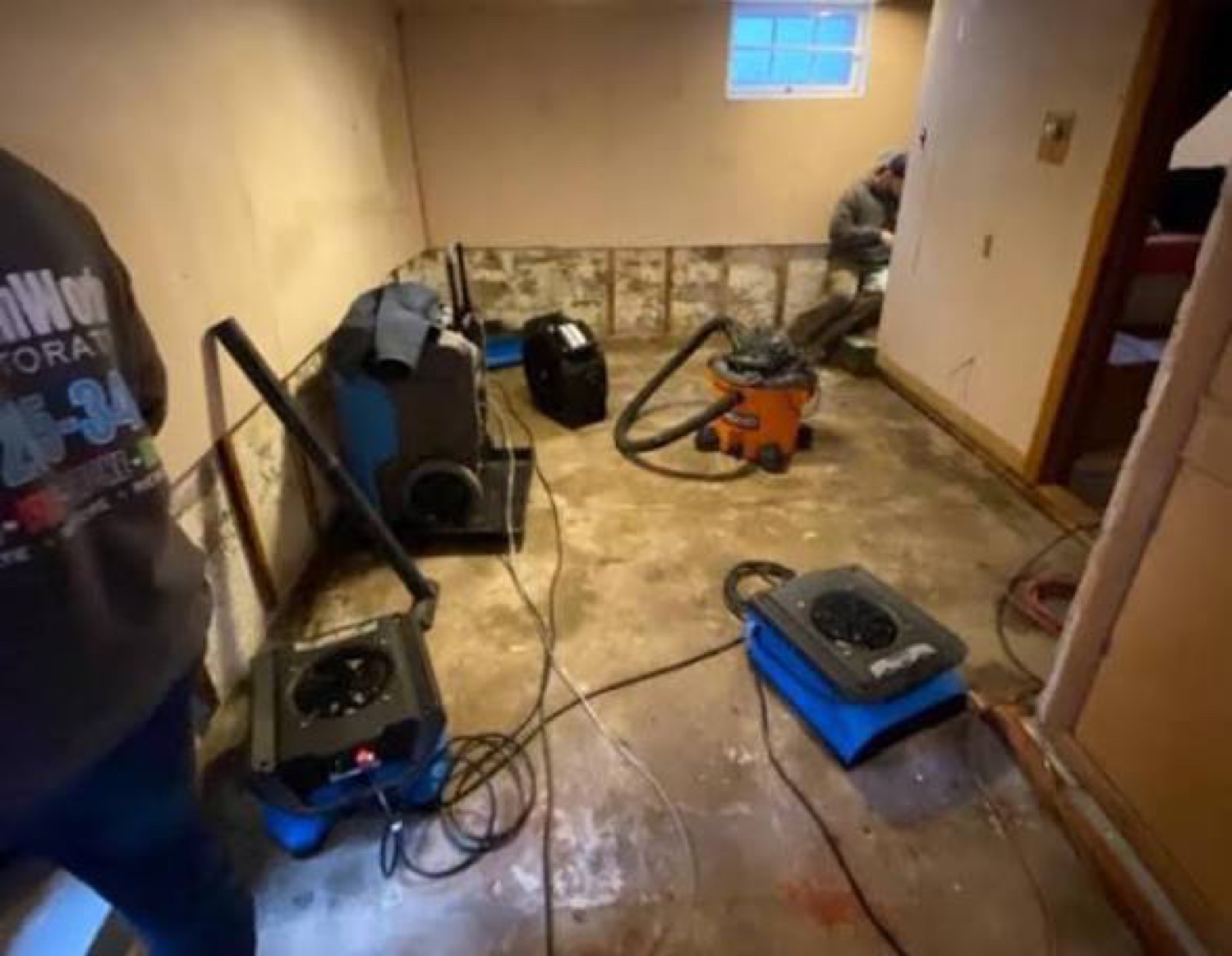 Water damage drying job with air movers