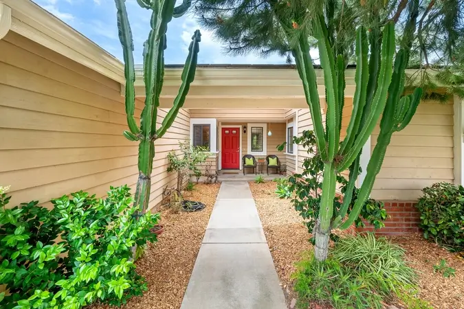 Casas Adobes, AZ custom_values.broad_service_name }}