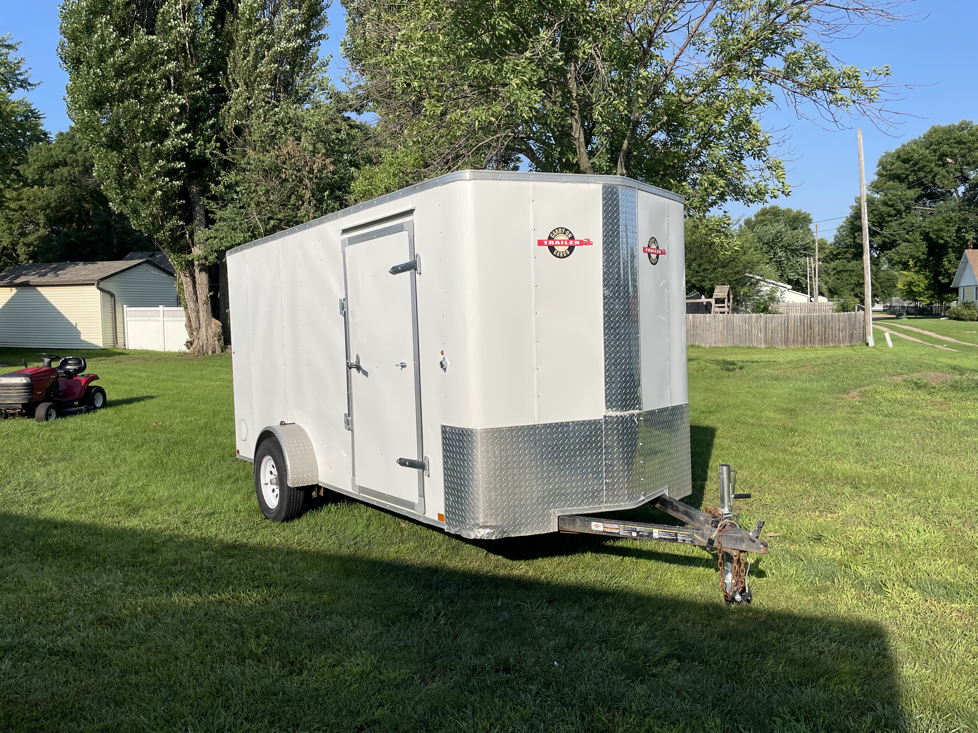 Enclosed cargo trailer rental in Sergeant Bluff, IA