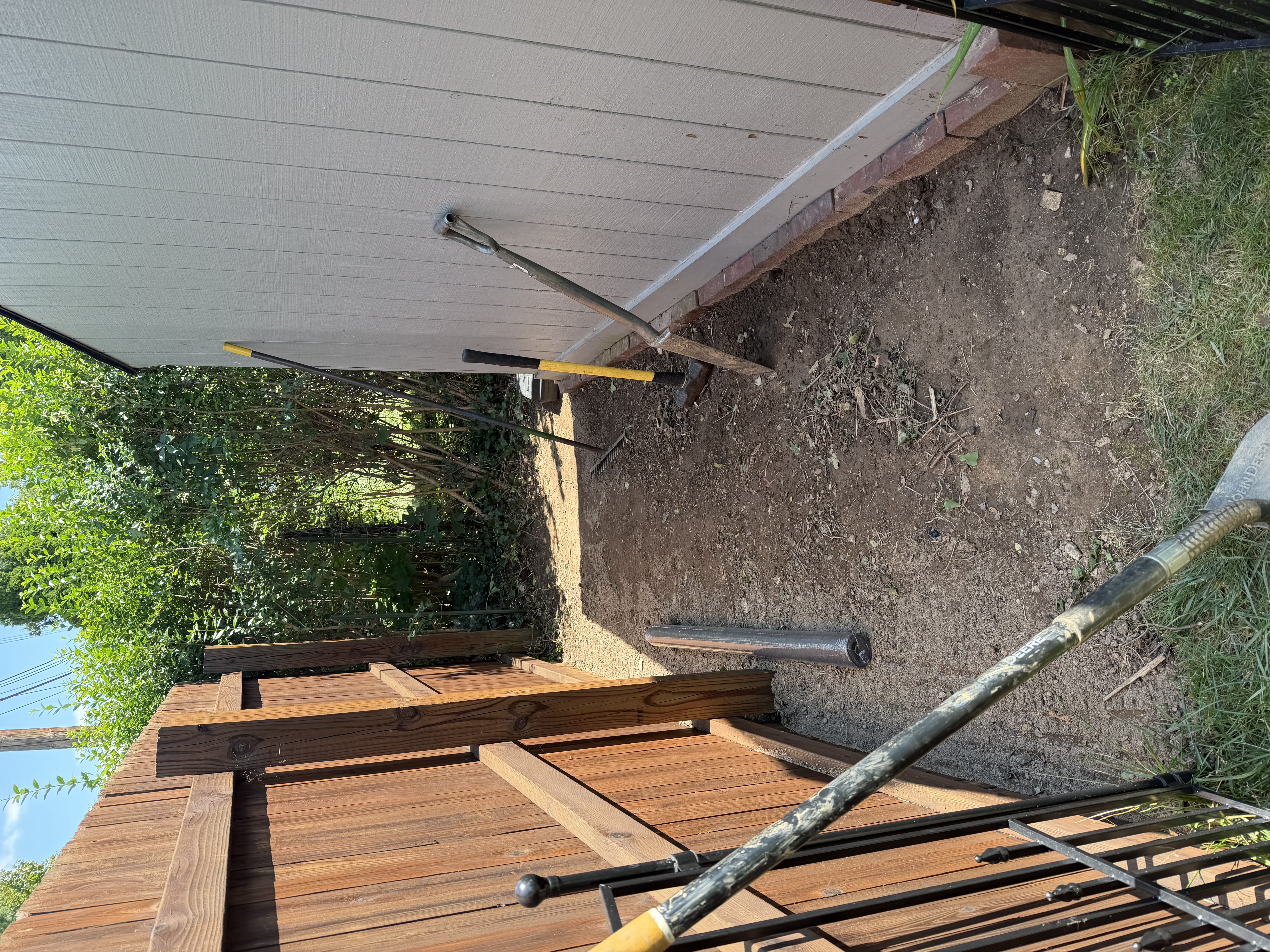 Commercial concrete and parking area pressure washing in North Mississippi