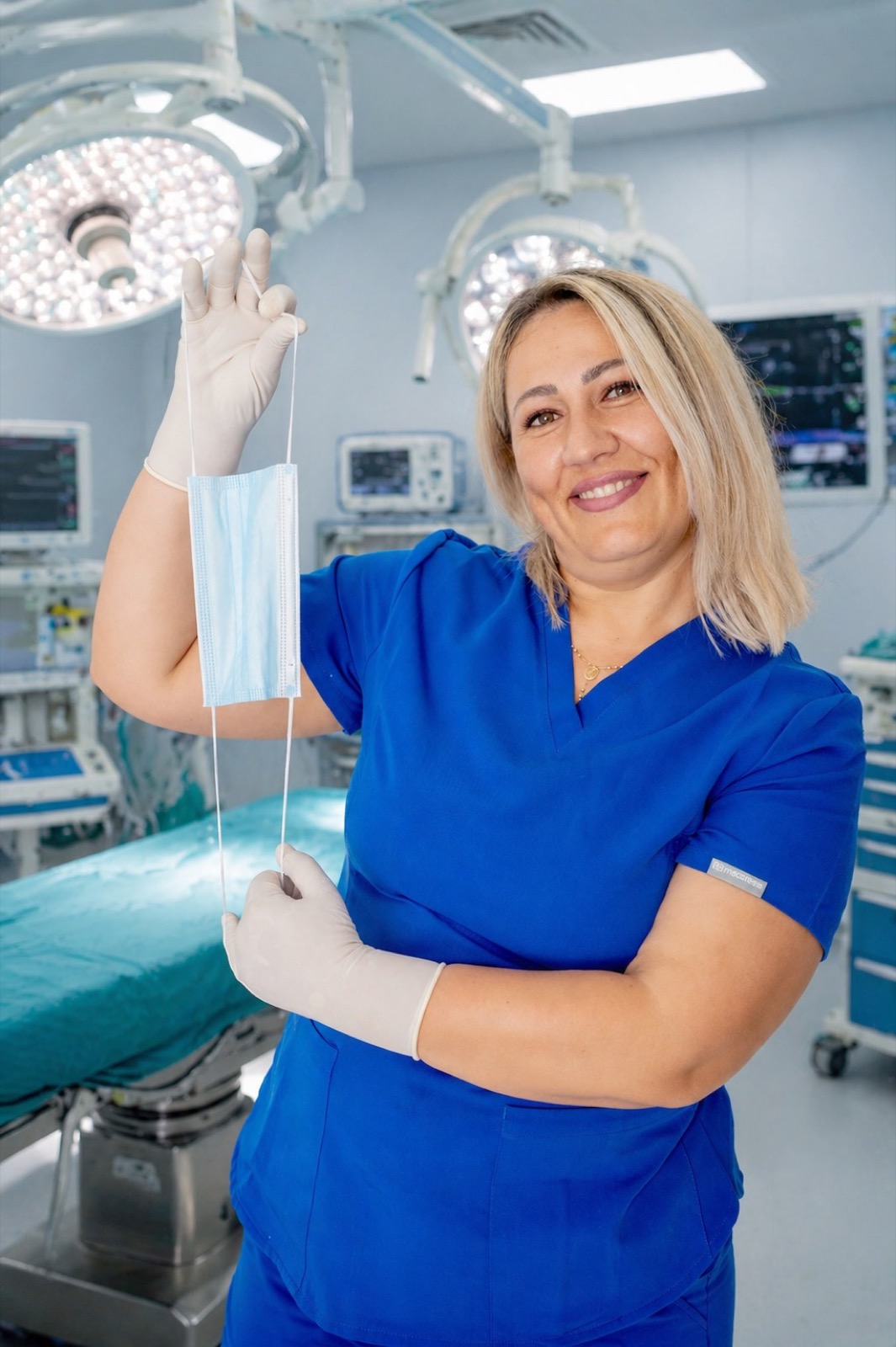 Coste Claudia Ioana în blocul operator
