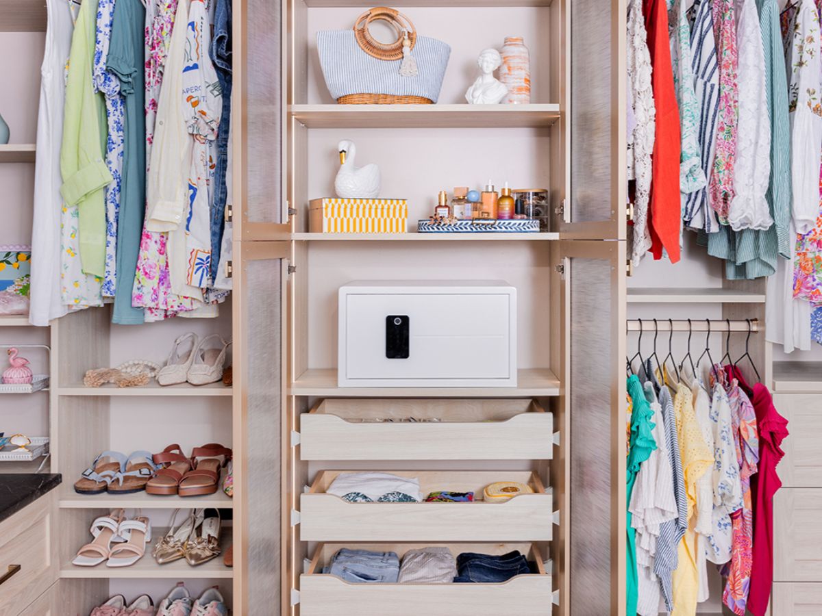 reach in closet