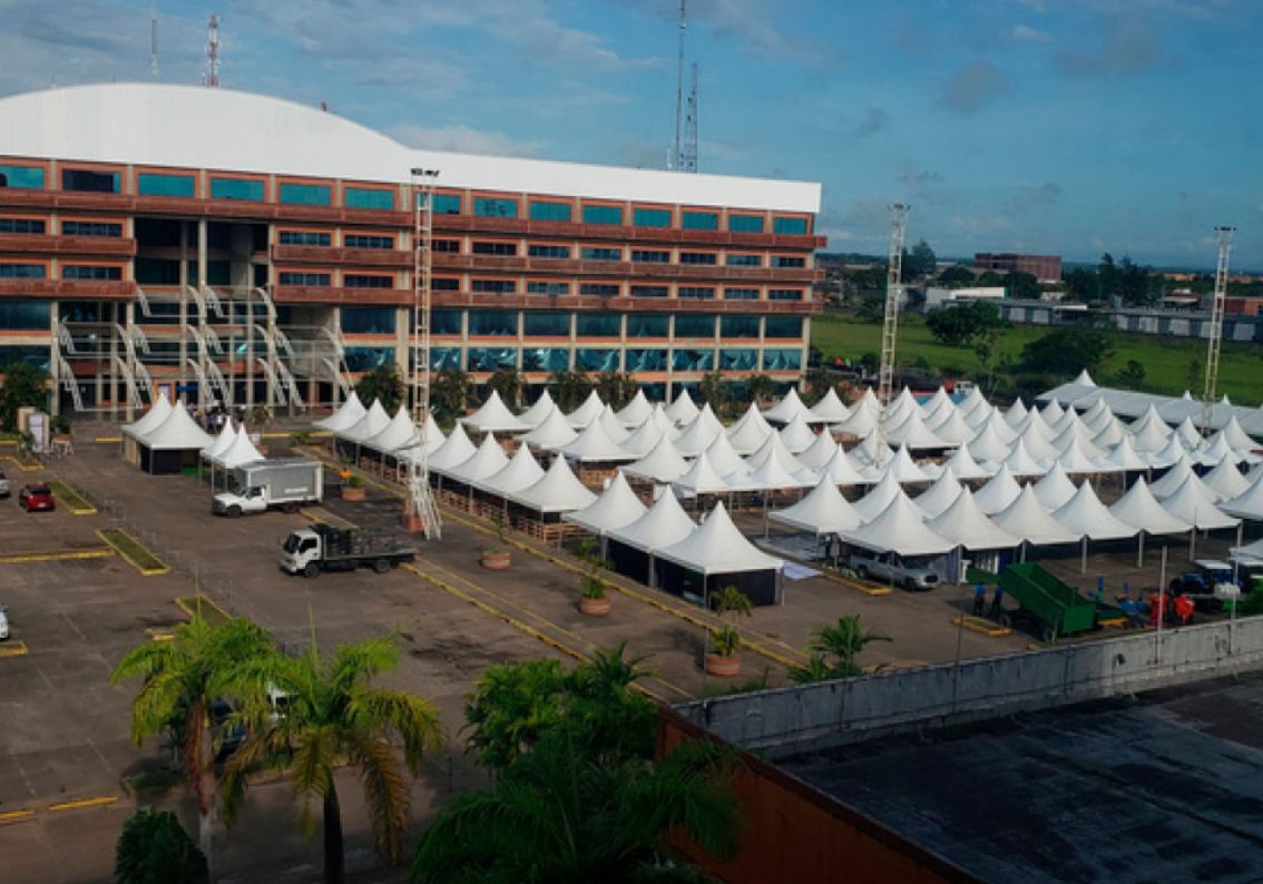 Estacionamiento Trasero CCP Suites Maturín eventos
