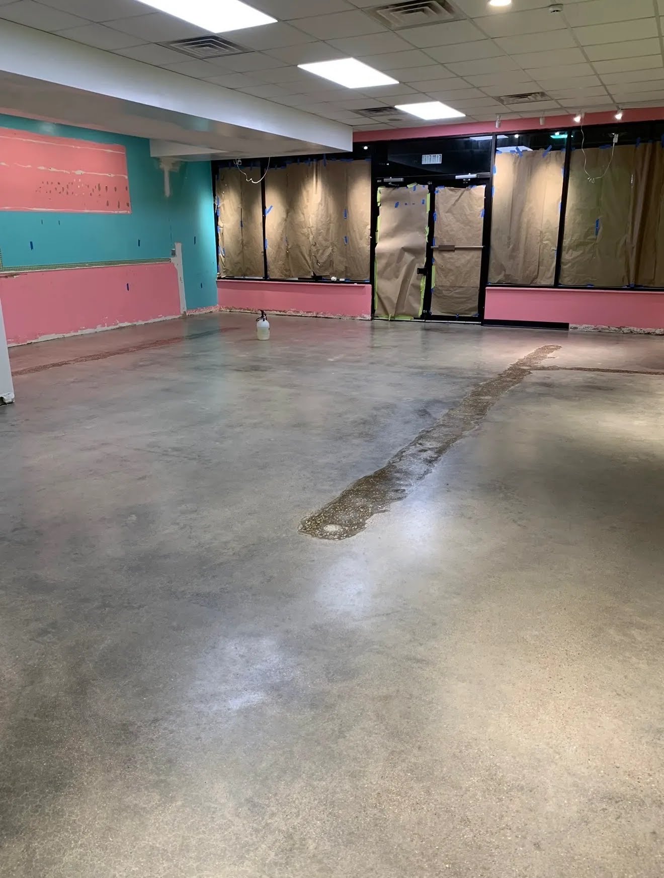 Floor before transformation