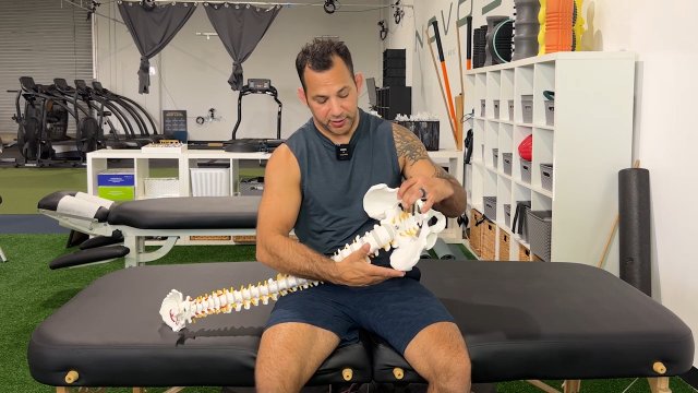 How To Sleep With Low Back Pain & Sciatica (Sleep Posture)